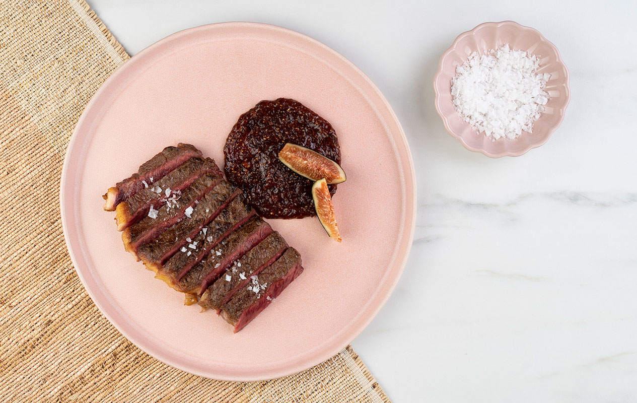 Chuletón de vaca madurada con chutney de higos