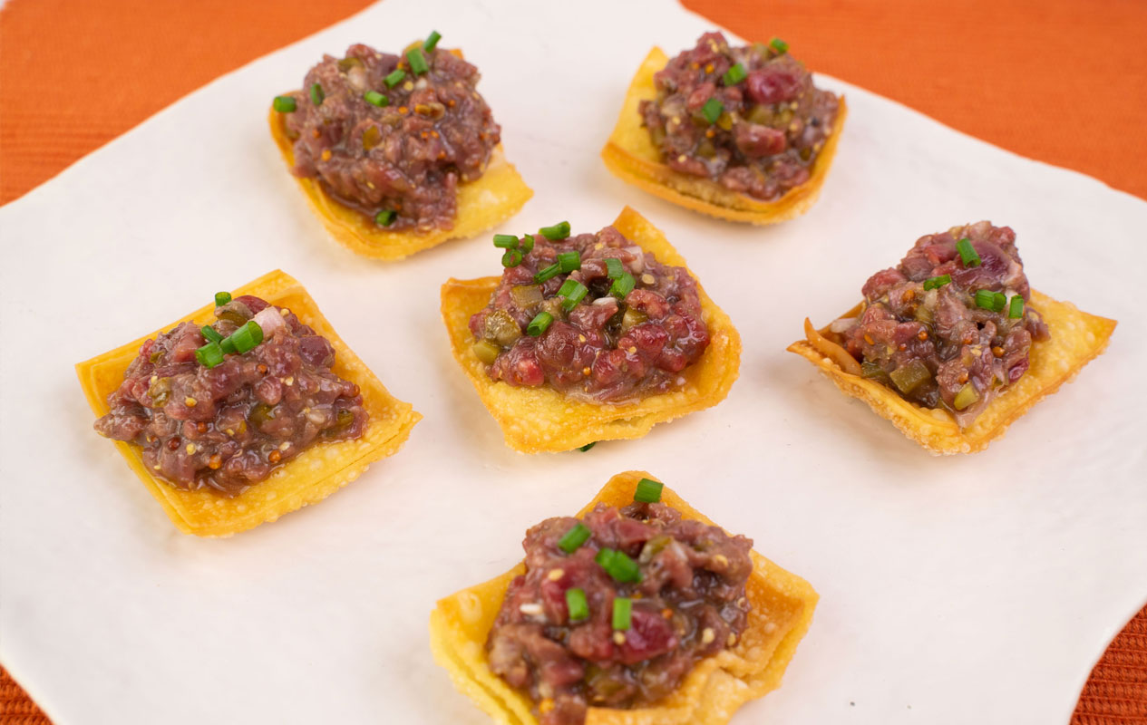 Steak tartar con base de wonton